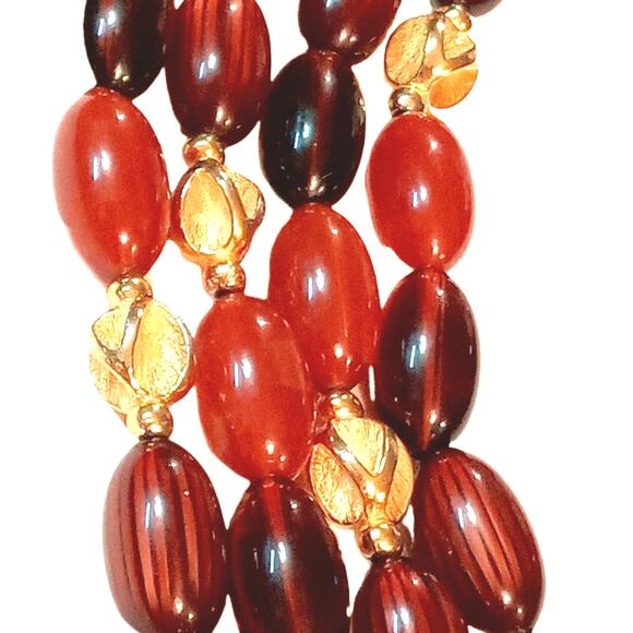 Vintage Faux Tigers Eye Faux Coral Gold Tone ClipOn Earrings and Necklace - Picture 6 of 10